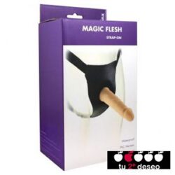 ARNÉS CON DILDO MAGIC FLESH
