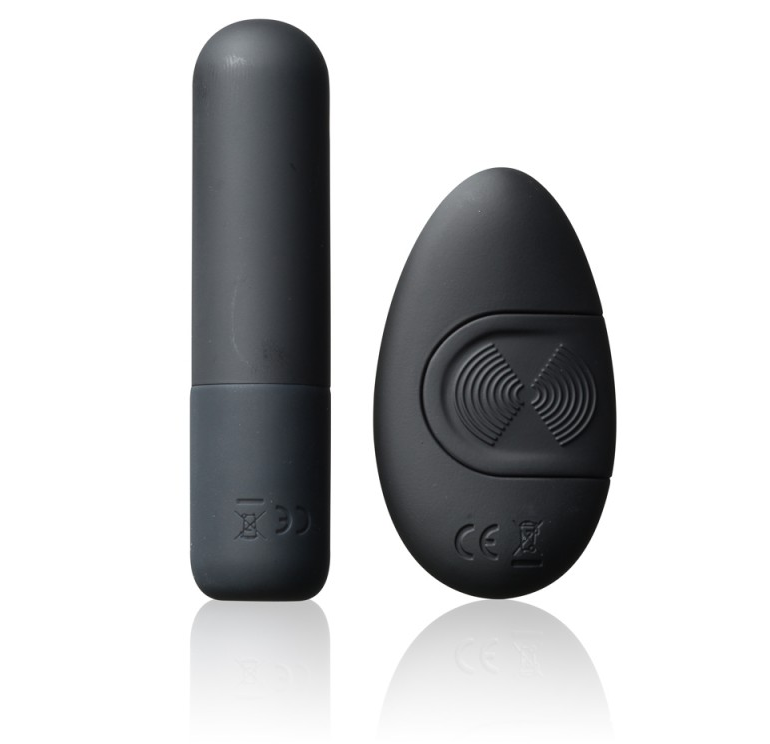 MINI VIBRADOR RECARGABLE CON MANDO 10 MODOS